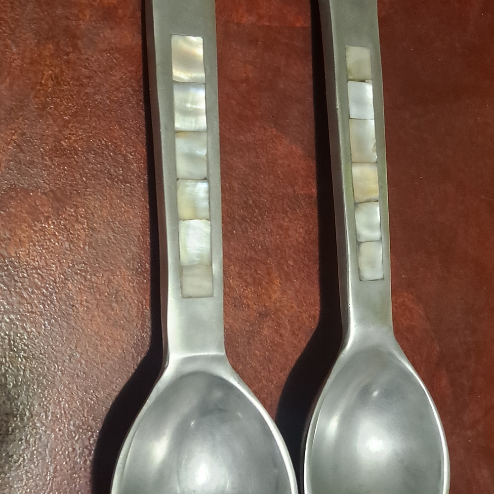 Towle Serving Spoon Fork Set With Mother Of Pearl Embellishments.